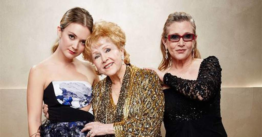 A tres años del fallecimiento de la actriz estadounidense Carrie Fisher, y de su madre, la también artista Debbie Reynolds, Billie Lourd, hija de la primera, rindió homenaje a su madre y abuela por medio de las redes sociales. (ESPECIAL)