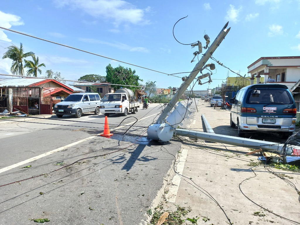 Las autoridades de Filipinas elevaron este domingo a 47 los muertos causados por el tifón Phanfone que causó estragos en la zona central del archipiélago. (ARCHIVO) 