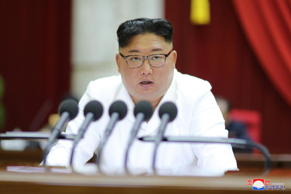 Kim Jong-un enfatizó la necesidad de tomar medidas 'positivas y ofensivas' para el pleno aseguramiento de la soberanía y seguridad de Corea del Norte. (ARCHIVO)