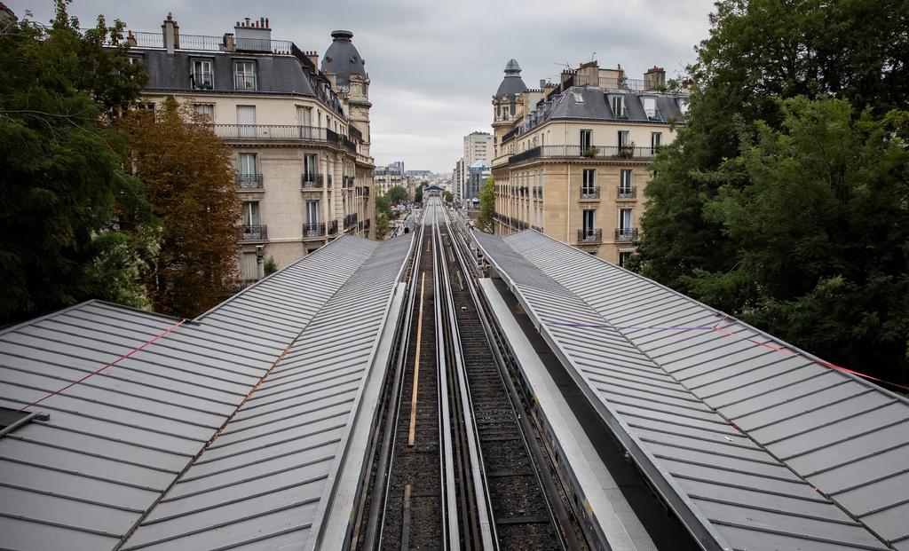 Las manifestaciones de cada martes en Francia se mantendrán el último día del año y el servicio de trenes y metro se verá restringido. (ARCHIVO) 