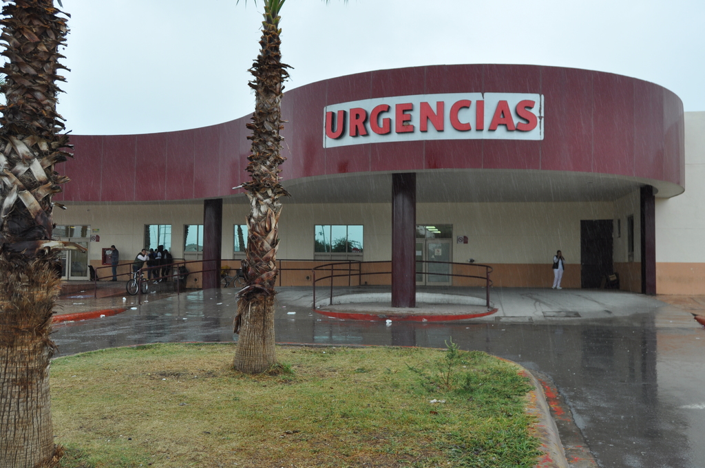 Sin reportes de pacientes heridos por uso de pirotecnia en el área de urgencias del Hospital General de Torreón. (GUADALUPE MIRANDA)
