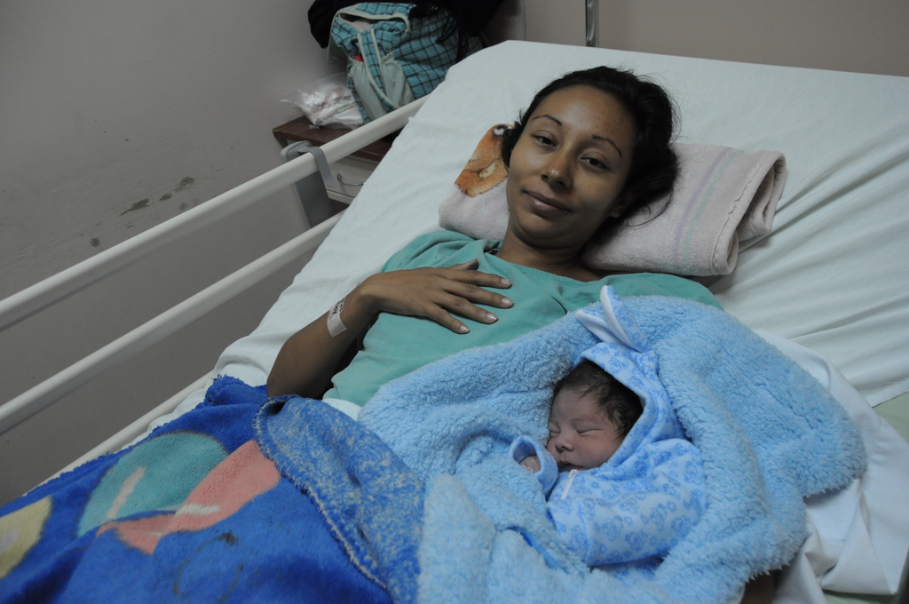 A las 4:10 horas de ayer, nació el pequeño Jesús, en el Hospital General de Torreón. (GUADALUPE MIRANDA)