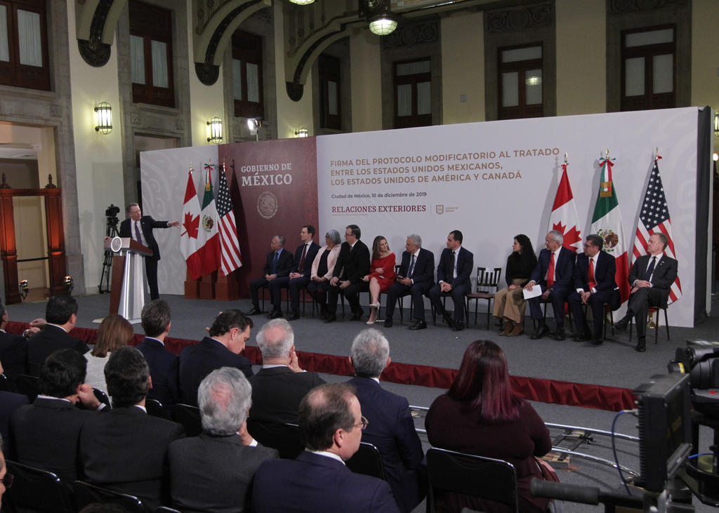  El presidente Andrés Manuel López Obrador estimó que este mes se podría aprobar en Estados Unidos (EUA) el tratado de libre comercio que incluye a ese país, México y Canadá. (ARCHIVO)