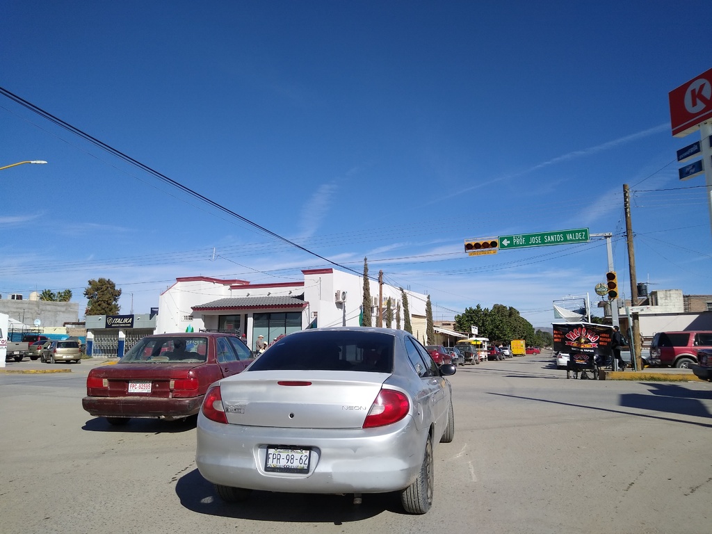 Los semáforos en el municipio de Matamoros serán sustituidos por unos con tecnología LED. (EL SIGLO DE TORREÓN / DIANA GONZÁLEZ) 