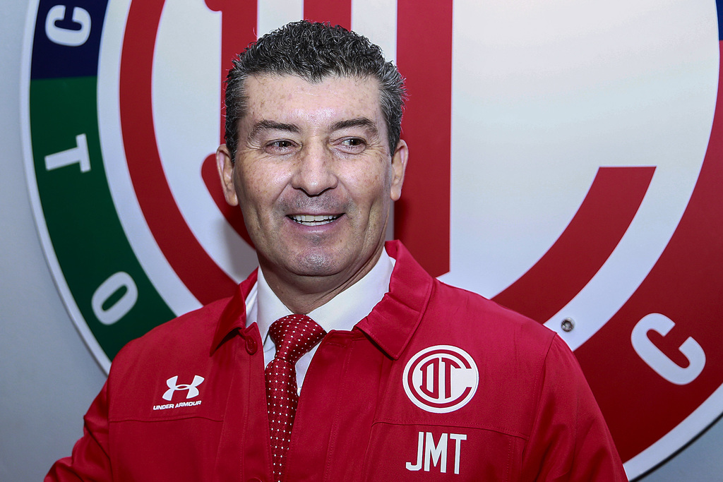 Con José Manuel de la Torre como director técnico, los Diablos Rojos buscan olvidar el desastroso Apertura 2019. (JAM MEDIA) 