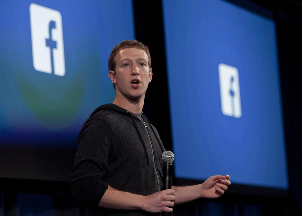 La red social Facebook ha sido criticada por su política de publicidad política, que esencialmente les da a los políticos la libertad de publicar lo que deseen sin tener en cuenta la verdad. (ARCHIVO) 