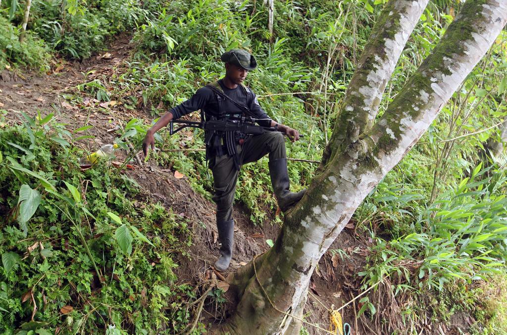 Naciones Unidas advirtió el lunes que los asesinatos de excombatientes de las FARC y de activistas hacen tambalear el proceso de paz en Colombia. (ARCHIVO) 