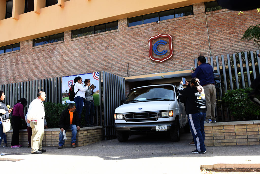 La Unidad de Inteligencia Financiera ordenó congelar las cuentas a José Ángel, abuelo del menor que inició un tiroteo al interior del colegio Cervantes de Torreón. (EL SIGLO DE TORREÓN)
