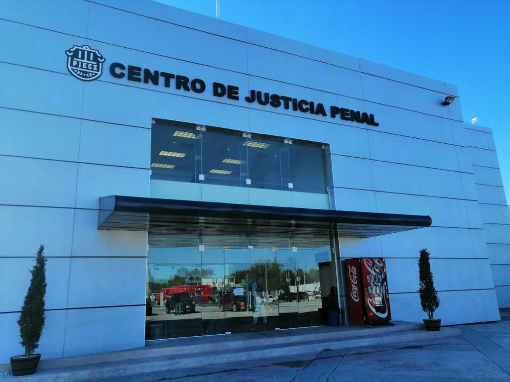 Cerca de las 2 de la tarde de ayer martes se llevó a la cabo la audiencia inicial de formulación de imputación contra José Ángel 'NN' en la sala número siete del Centro de Justicia Penal de Torreón. (EL SIGLO DE TORREÓN)