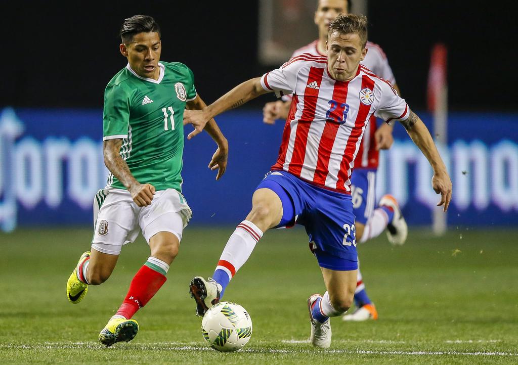 El agente del jugador paraguayo, Piris da Motta, dejó ver que un posible fichaje de Robert con el América. (ARCHIVO)