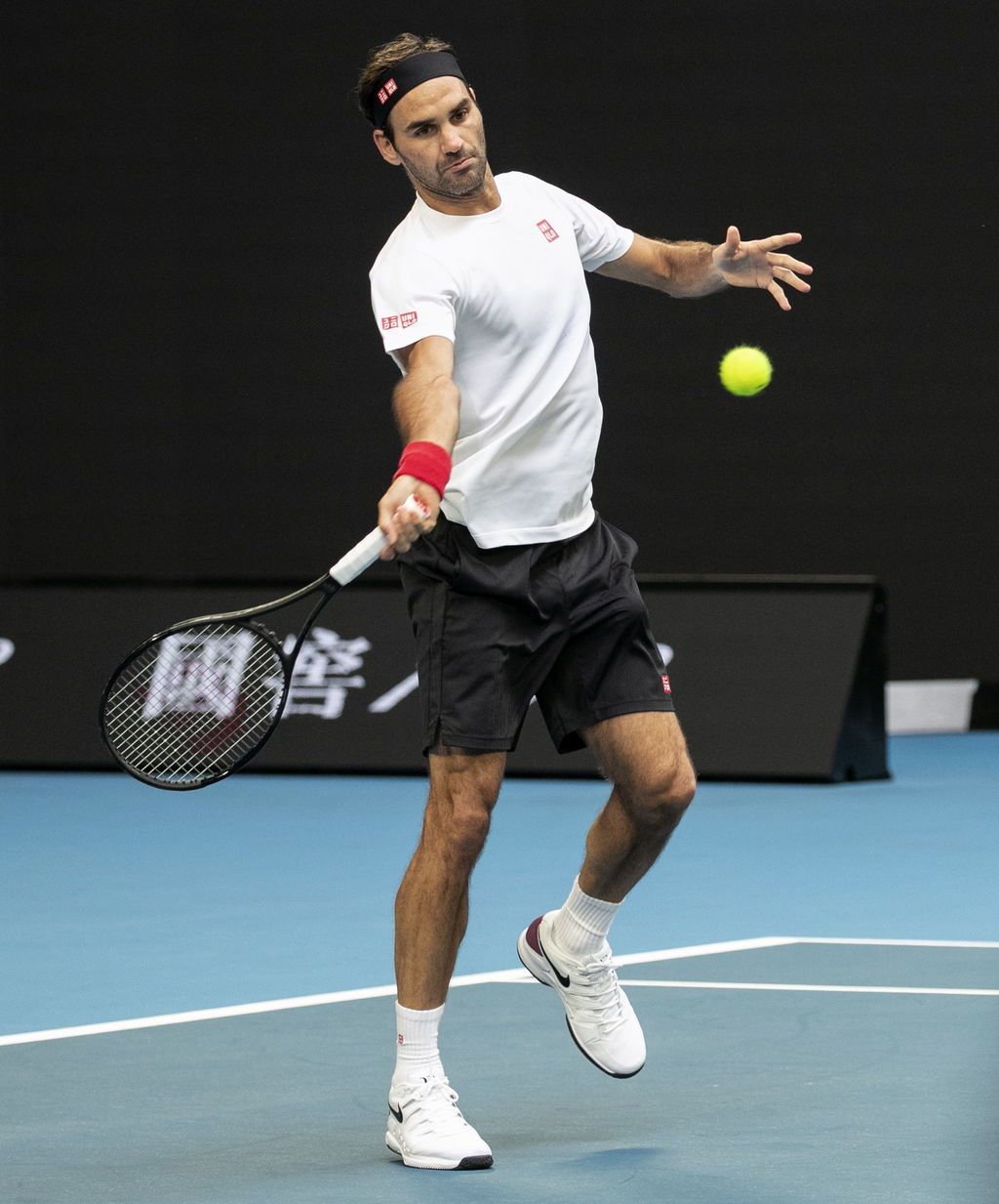 Roger Federer buscará este 2020 su séptimo título en el Abierto de Australia. (EFE)