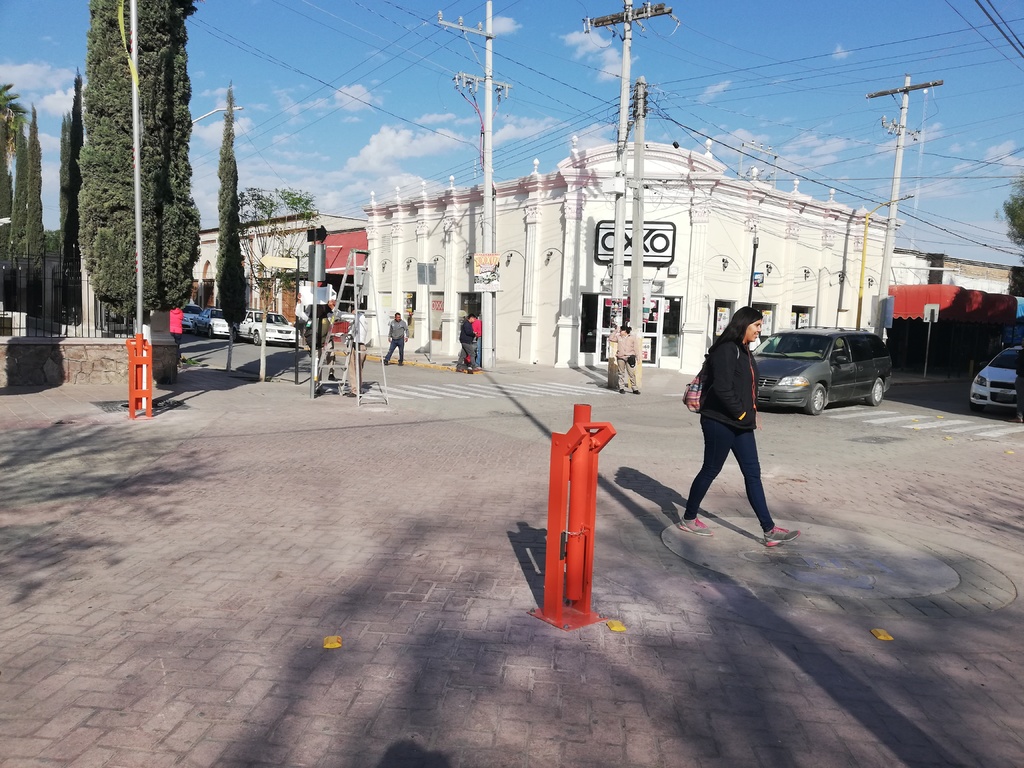 El día de ayer fueron abiertas vialidades principales de la zona Centro de Lerdo, dos de ellas serán paseo peatonal los fines de semana. (EL SIGLO DE TORREÓN/VIRGINIA HERNÁNDEZ)