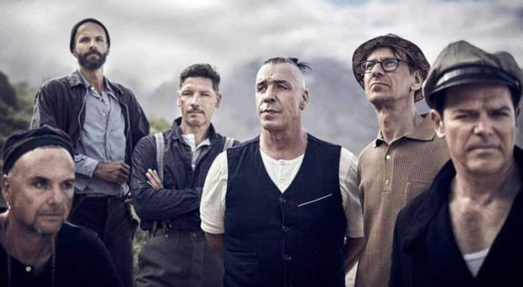 Hace días, la popular banda alemana Rammstein anunció que visitará algunos puntos de Norteamérica, entre ellos Ciudad de México, como parte de su gira promocional de su séptimo álbum, sin embargo, no fue hasta hoy que confirmaron la fecha y sede donde se presentarán. (ESPECIAL)