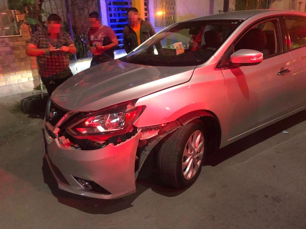 Las unidades involucradas son un Nissan Sentra, modelo 2017 en color gris, el cual registró daños valorados 10 mil pesos y una motocicleta Italika, en color blanco cuyos daños se cuantificaron en 8 mil pesos.
(EL SIGLO DE TORREÓN)