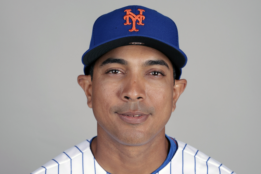 Tras la salida de Carlos Beltrán como mánager de los Mets, Luis Rojas tomaría su lugar al frente del equipo. (ARCHIVO) 
