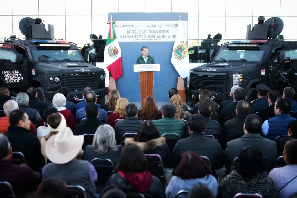 El gobernador Miguel Riquelme erogó más de 75 mdp en la adquisición de 10 tanquetas blindadas y más de 8 mdp en 11 patrullas.