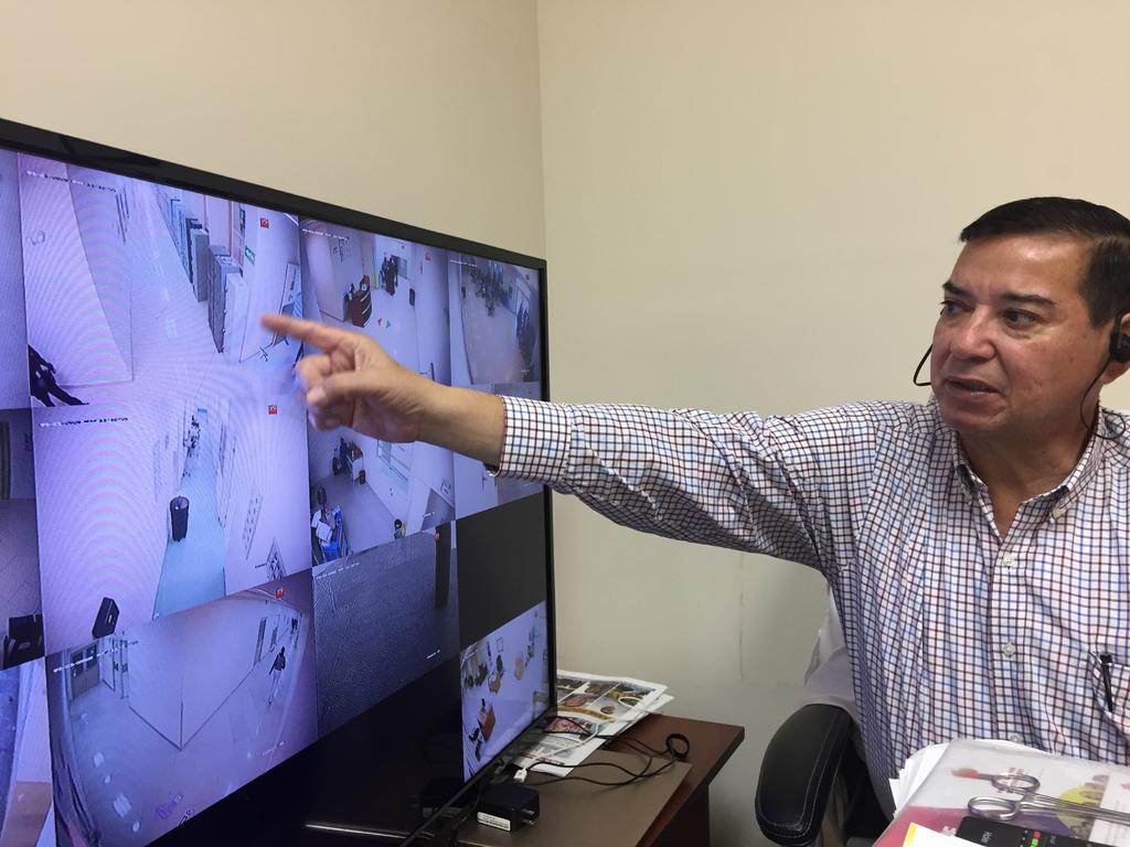 Javier Dorantes, director del hospital, informó desde el año pasado se implementaron medidas como la instalación de un sistema de video vigilancia. (EL SIGLO DE TORREÓN)