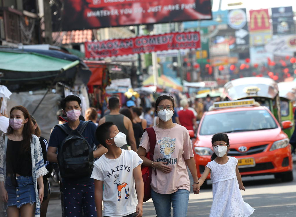 China continúa ampliando las medidas de contención y prevención de la enfermedad respiratoria. (EFE) 