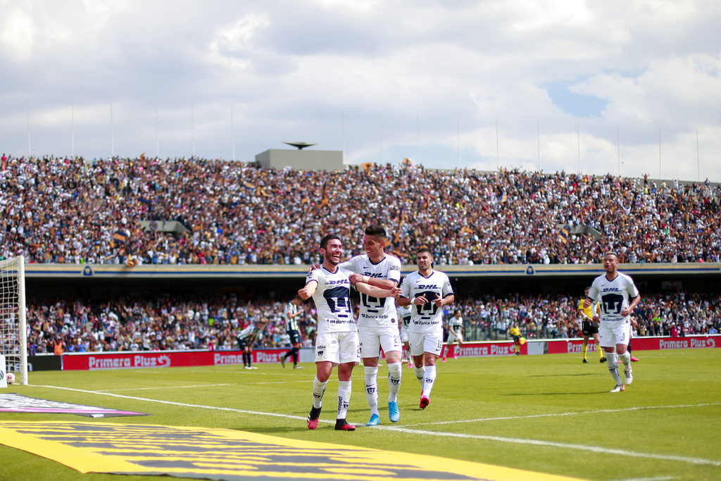 Los Pumas derrotaron 1-0 al Monterrey y son líderes. (JAM MEDIA)