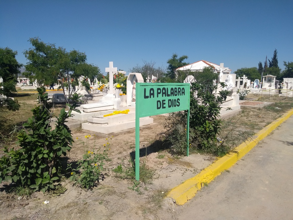 Señalan que el panteón municipal de Lerdo se encuentra al tope de su capacidad instalada. (ARCHIVO)