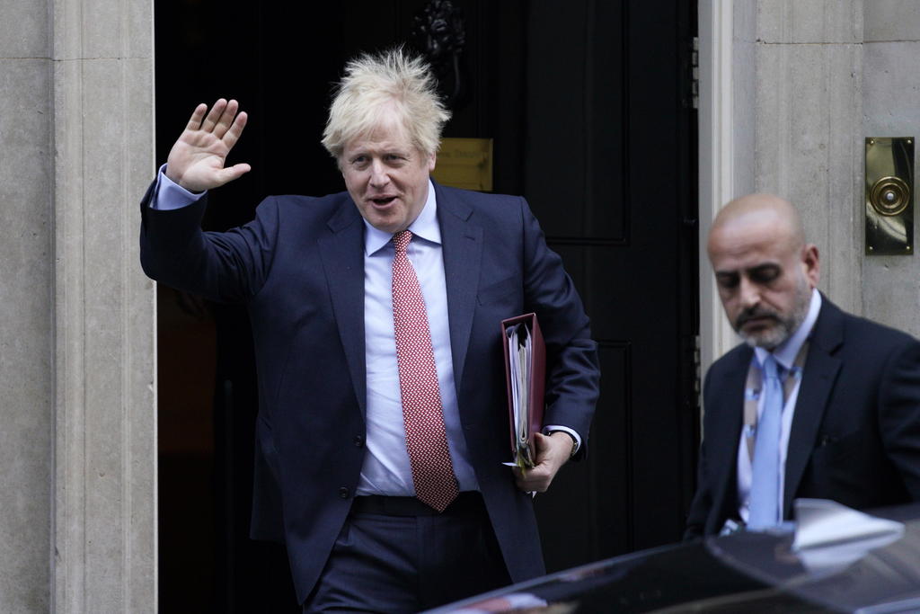 Mientras la Unión Europea despide al Reino Unido con melancolía y tristeza, en la otra cara de la moneda, el primer ministro británico, Boris Johnson y los euroescépticos festejan con alegría. (ARCHIVO) 