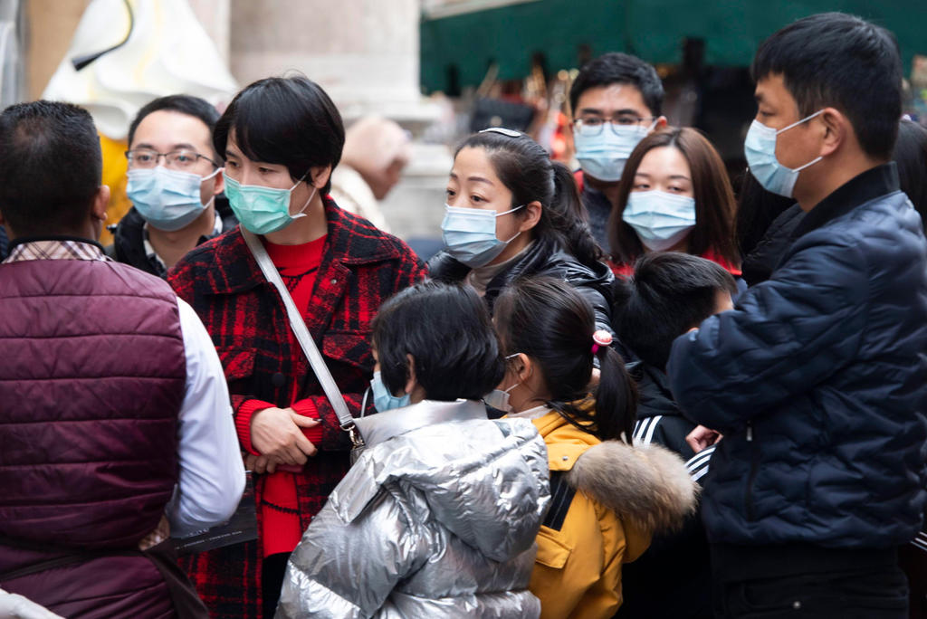 El gobierno de China dio a conocer que la cifra de personas muertas por coronavirus aumentó a 259. (ARCHIVO)