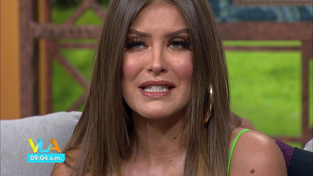 La modelo Vanessa Claudio se despidió de TV Azteca, donde ha trabajado por más de 13 años, ahora se incorporará a un programa de televisión en Miami. (ESPECIAL)
