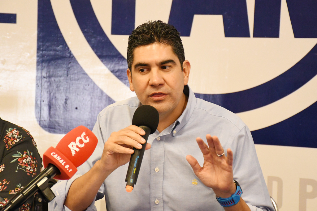 El titular del PAN en Coahuila, Jesús de León, señaló que podría ocurrir un 'nuevo fraude' en las próximas elecciones locales. (EL SIGLO DE TORREÓN)
