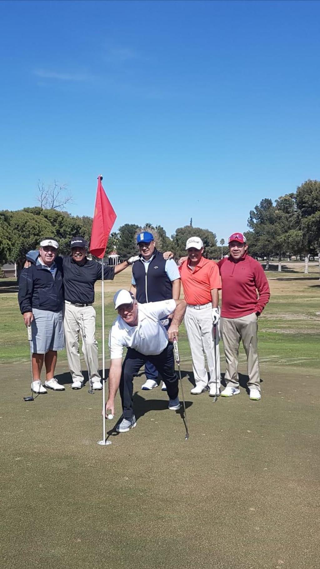 Una gran hazaña fue la realizada por el golfista en el Campestre Torreón.