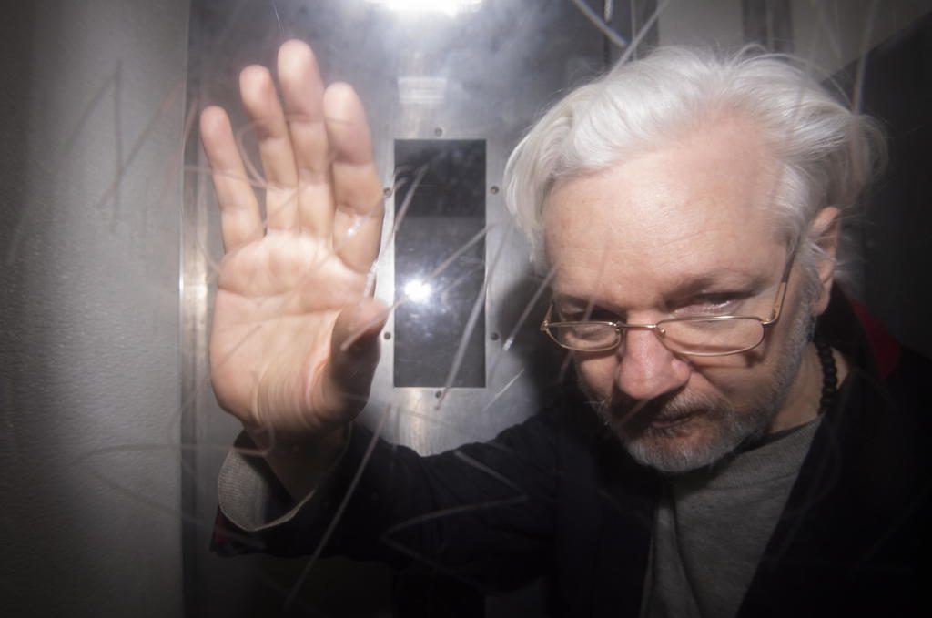 El personal de la embajada de Ecuador en Londres 'siempre' sospechó que se espiaba a Julian Assange (foto) durante el período que estuvo asilado allí, dijo el exdiplomático Fidel Narváez, amigo del activista australiano.