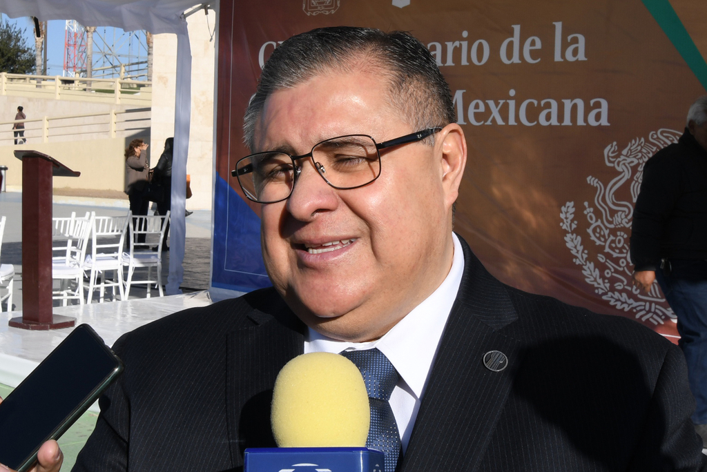 El secretario del Ayuntamiento de Torreón señaló que está lista ya la propuesta para ocupar la octava regiduría en el cabildo. (FERNANDO COMPEÁN)