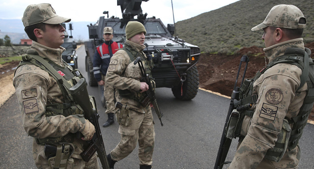 Turquía y Siria chocaron el lunes en un inusual intercambio de fuego en el que murieron siete soldados turcos. (ARCHIVO) 