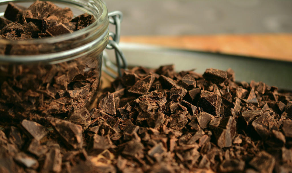 Aunque la Profeco encontró que los rellenos de Lindt Lindor chocolate con leche relleno suave y Colosseo Momenti Cacao chocolate amargo italiano están constituidos principalmente de grasa vegetal.
(ARCHIVO)