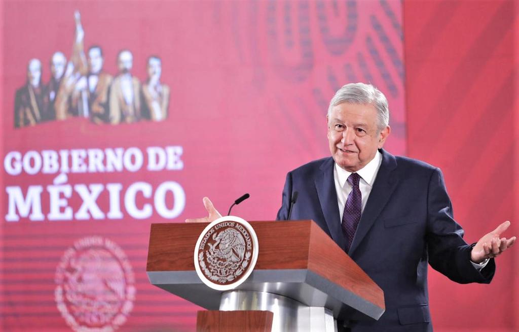 El presidente Andrés Manuel López Obrador afirmó que es mejor que algunos estados no se acotaran adherirse al Instituto de Salud para el Bienestar (Insabi), porque es como en la democracia; 'significa competencia y vamos a ver quién es quién'. (EL UNIVERSAL)
