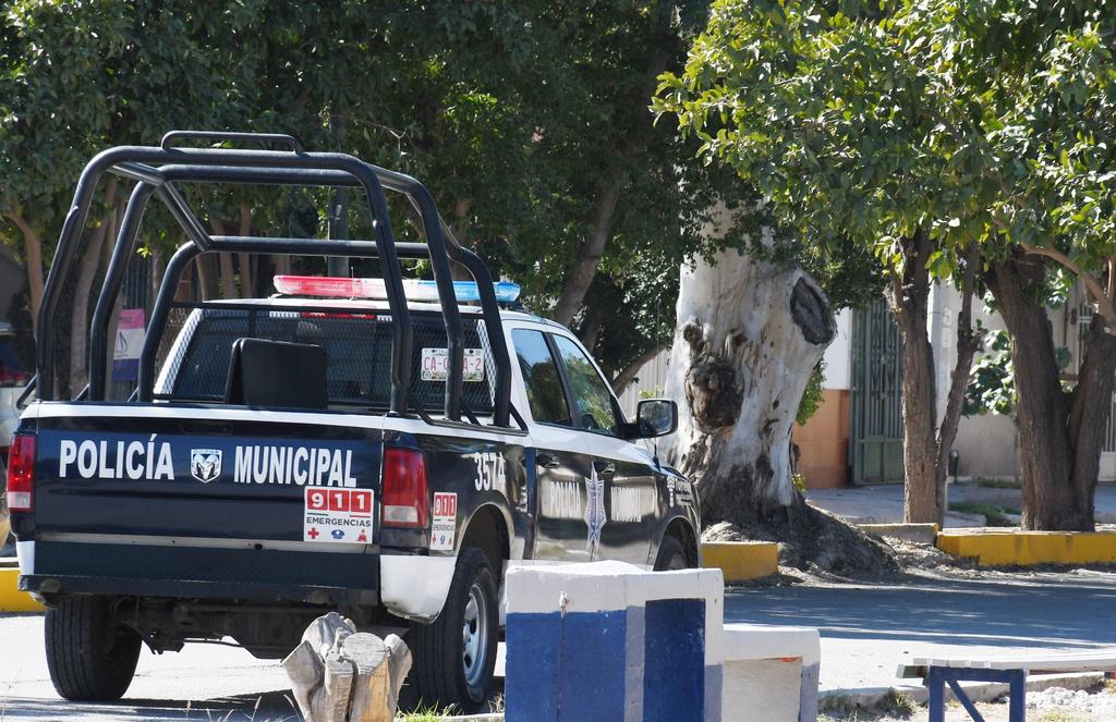 Los hechos se registraron alrededor de las 20:00 horas de este viernes en la colonia Ana, de Torreón; los agentes acudieron en atención a la llamada que recibieron solicitando el apoyo. (ARCHIVO)
