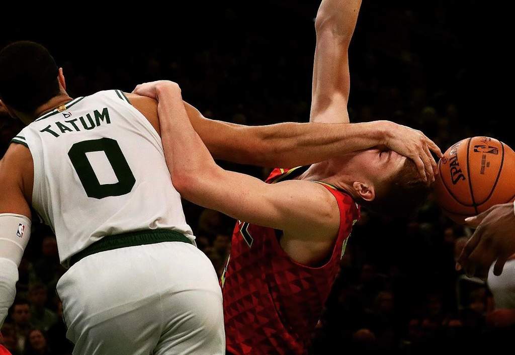 Jayson Tatum lidera triunfo de Celtics ante Halcones. (ESPECIAL) 