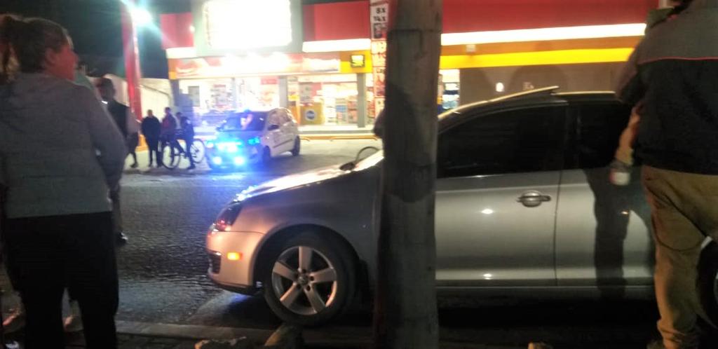 Los hechos se registraron cerca de las 20:40 horas del pasado viernes sobre la calzada Guadalupe Victoria y la calle Hidalgo de dicho sector habitacional. (EL SIGLO DE TORREÓN)