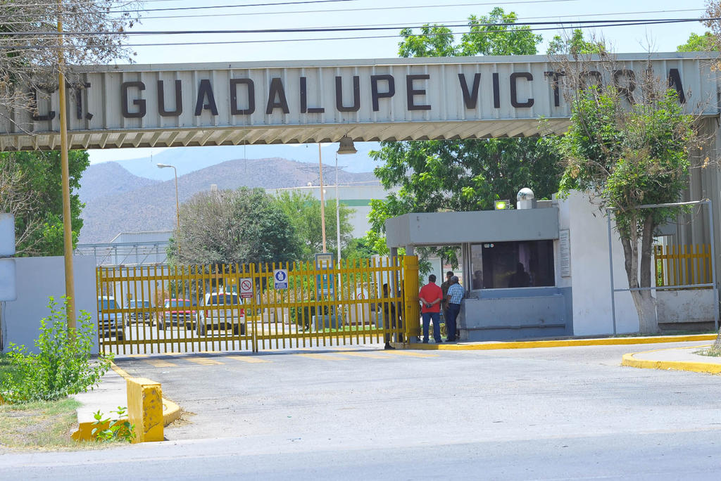 El superintendente de la planta termoeléctrica reconoció que están usando el agua potable de Villa Juárez para sus procesos productivos. (ARCHIVO)