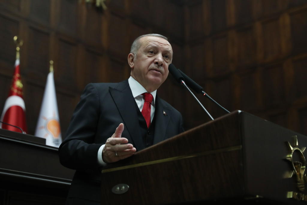 'Declaro aquí que a partir de hoy, si se produce un ataque contra nuestros soldados, atacaremos al régimen en todas partes', dijo Erdogan en un discurso en Ankara. (EFE)