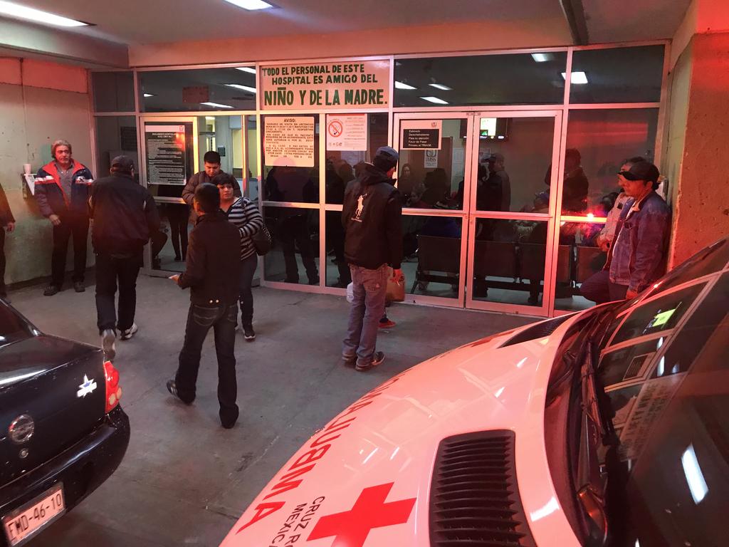Los hechos ocurrieron poco después de las 11:30 de la mañana en el segundo piso del bloc B del hospital del Hospital del IMSS en Monclova y movilizó a los cuerpos de seguridad. (EL SIGLO COAHUILA)