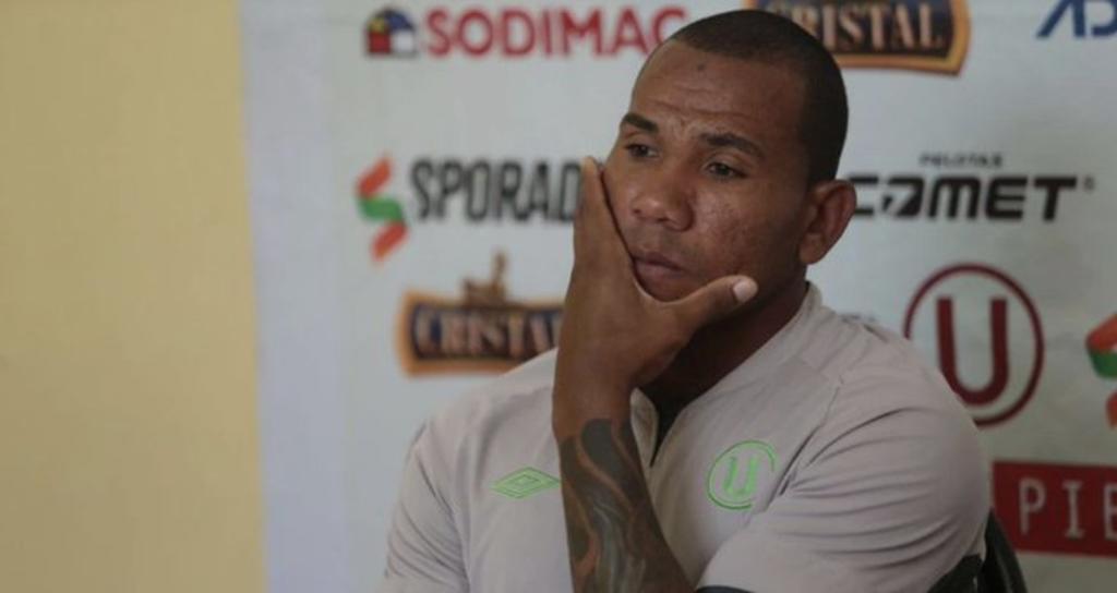 Kharla Gómez Cavero, exmujer del futbolista, denunció a Galliquio de 41 años, por golpearla con un palo y tratar de ahogarla en el mar. (CORTESÍA)