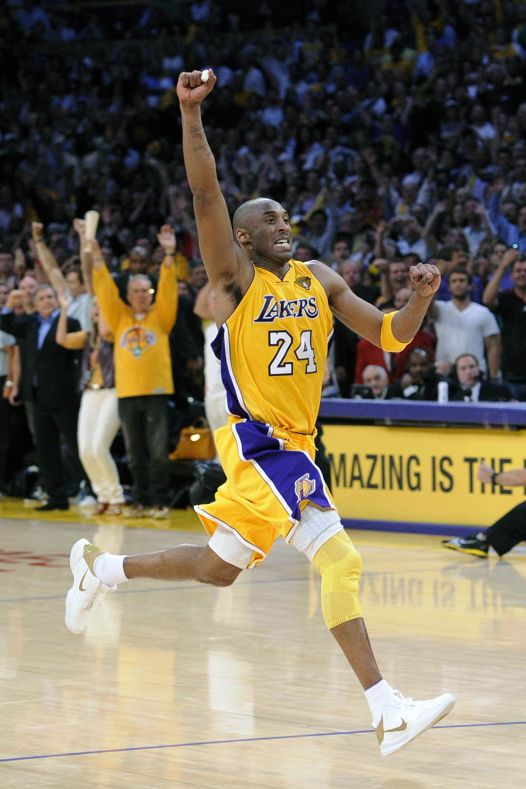 Kobe Bryant, fallecido este enero en un accidente de helicóptero, jugó 20 campañas con Lakers y ganó cinco títulos. (ARCHIVO)