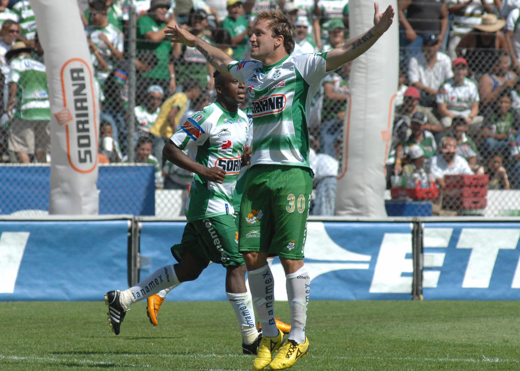 Matías Vuoso fue campeón con Santos Laguna en el Clausura 2008 al mando del director técnico Daniel Guzmán. (ARCHIVO)