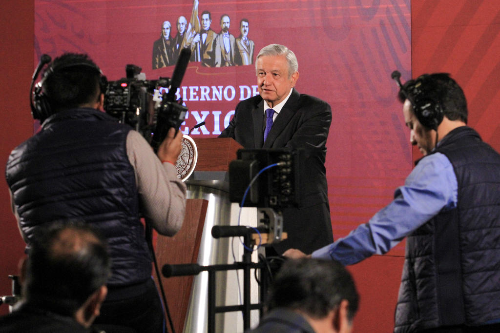 El presidente López Obrador destacó que el Ejército mexicano es, por su origen, distinto a otros ejércitos del mundo. (NOTIMEX)
