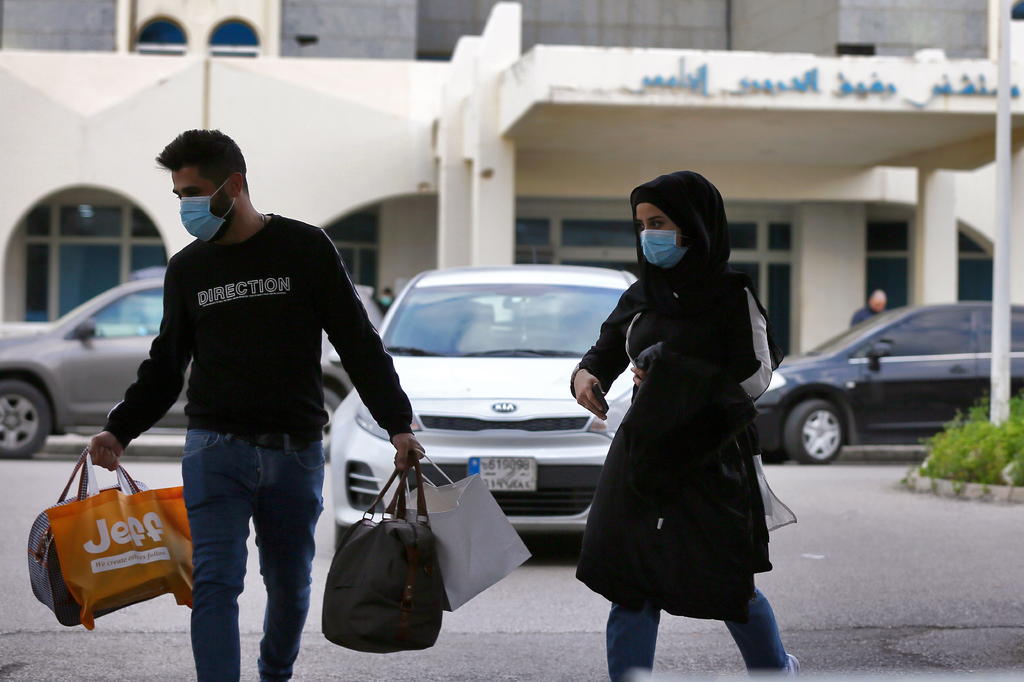 La Organización Mundial de la Salud (OMS) manifestó hoy su preocupación por el avance de la enfermedad COVID-19 en Irán, donde en tan sólo 48 horas se han reportado 18 casos y cuatro fallecidos. (EFE) 