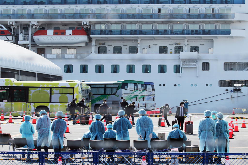 Se prevé que haya más casos entre los pasajeros que regresaron del crucero Diamond Princess, el cual estuvo bajo cuarentena en Japón. (EFE)