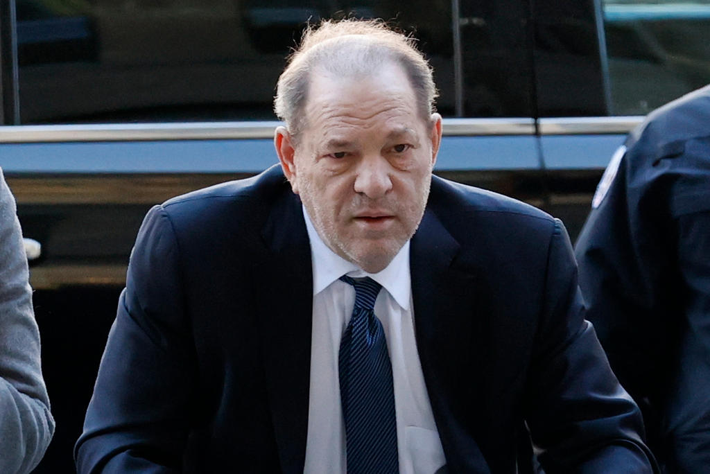 El jurado encargado de decidir un veredicto en el juicio contra Harvey Weinstein en Nueva York declaró este lunes al productor culpable de dos cargos sexuales. (ARCHIVO)