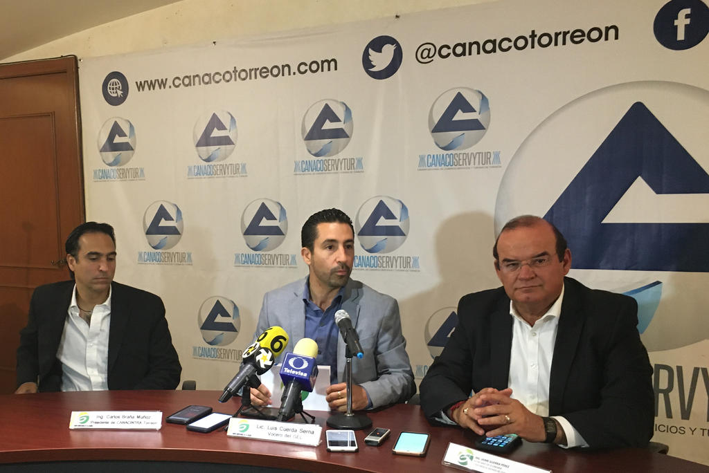Luis Cuerda Serna, vocero del GEL, explicó que se busca fortalecer el desarrollo de la proveeduría local en Torreón y en la región lagunera, además de contar con cursos de capacitación bimestrales.
(EL SIGLO DE TORREÓN)