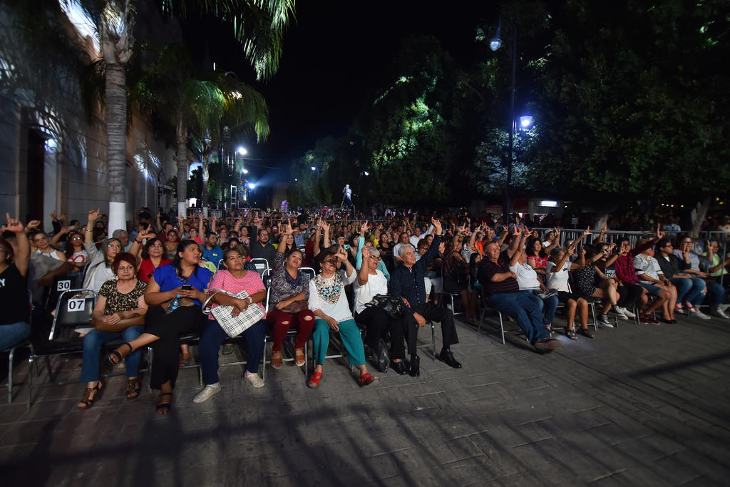 El año pasado, se dio a conocer que para la realización del Festival Internacional Lerdantino el Ayuntamiento terminó aportando 9.5 millones de pesos de los 12 millones de pesos que costó. (ARCHIVO)