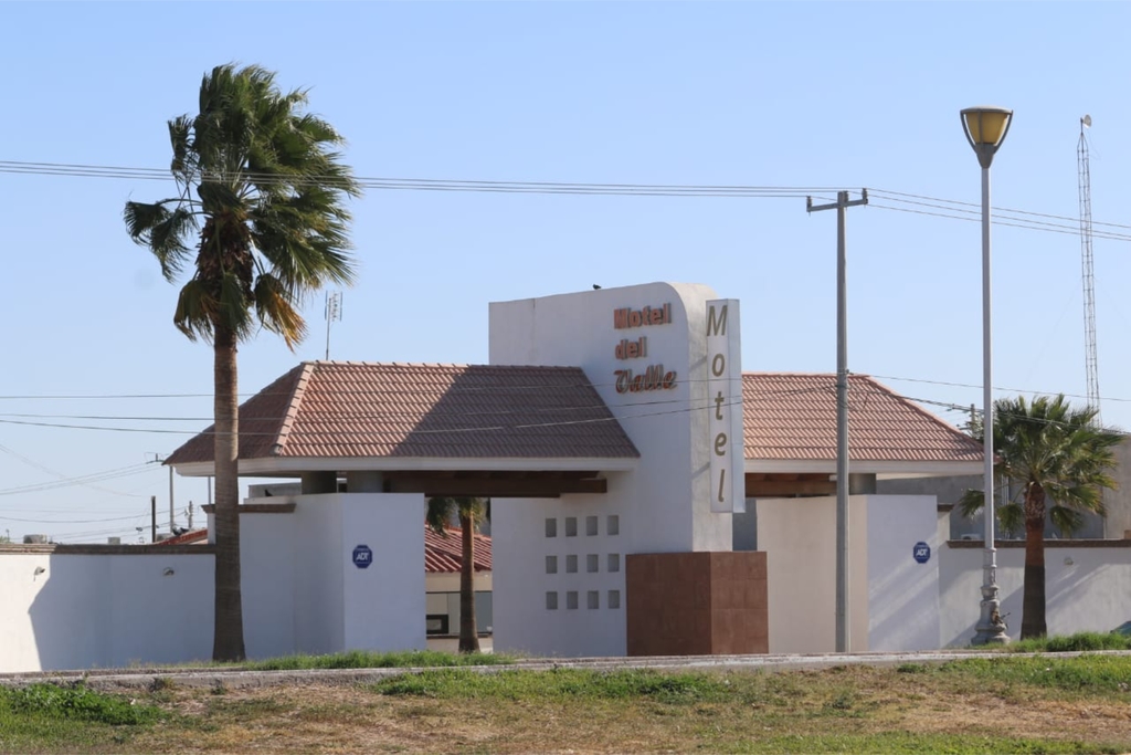 Los hechos ocurrieron en un motel ubicado sobre el bulevar Ejército Mexicano, frente a la colonia Hamburgo de Gómez Palacio. (EL SIGLO DE TORREÓN)
